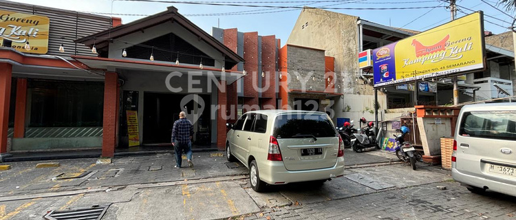 Rumah Cocok Buat Usaha Pinggir Jalan di Semarang 1