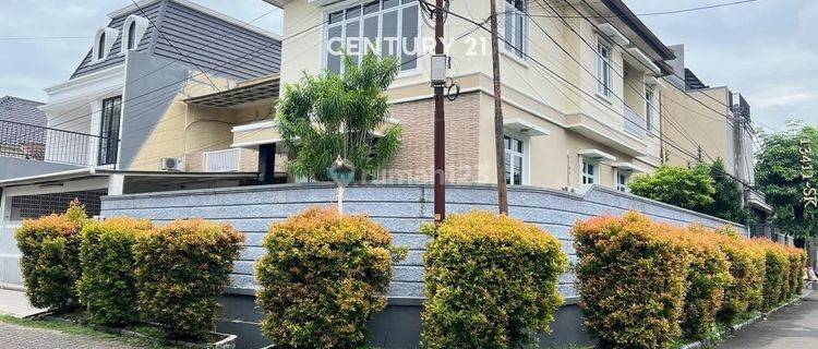 Dijual Rumah Hook Dengan Tanah Luas Akses Jalan Lebar Di Sektor 3 1