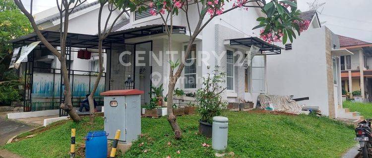 RUMAH HOOK DI LEGENDA WISATA CIBUBUR            1