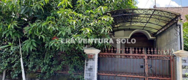 Rumah Strategis Siap Huni Sumber Solo 1