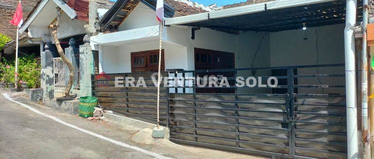 Rumah Minimalis Siap Huni Gondangrejo 1