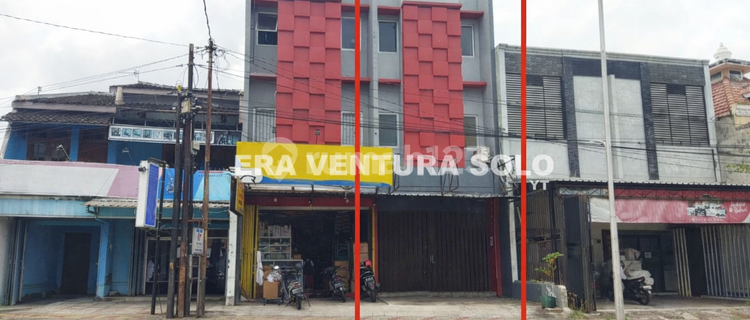 Ready-to-Occupy Strategic Shop House in Makamhaji, Kartasura 1