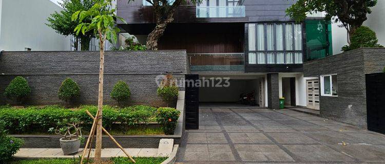 Rumah Mewah Modern di Simprug Golf Semi Furnished Id6933 1