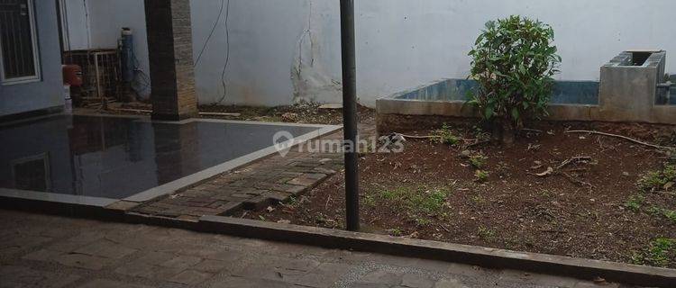 Rumah Billymon Pondok Kelapa 15X20 Semi Furnish 2,5 Lantai Jakarta Timur 1