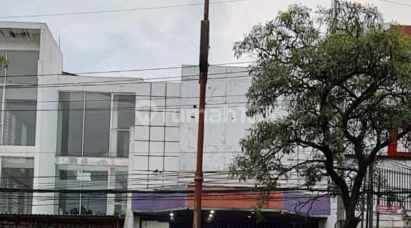 For Rent Shop House On Raya Jenggolo Sidoarjo Across From Fave Hotel 1