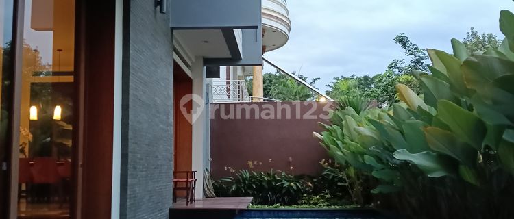 For Sale Luxury House in Permata Buana, Kembangan, West Jakarta 1