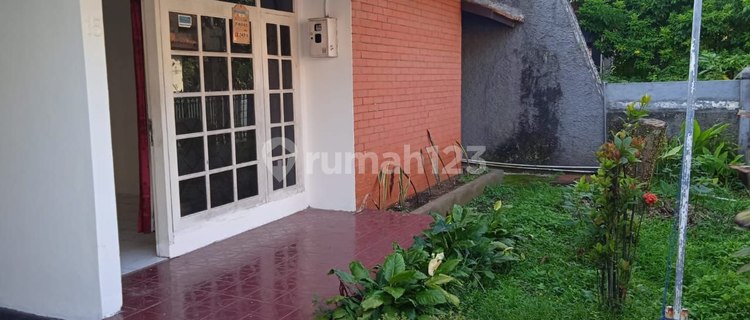 Rumah Lama di Suryalaya Turangga Buahbatu Bandung 1
