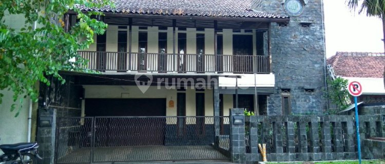 2-Story House in Turangga Buahbatu Lengkong Bandung 1