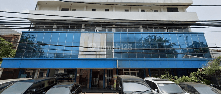 Perkantoran di Guntur, Jakarta Selatan 3.100 m Bagus SHM 1