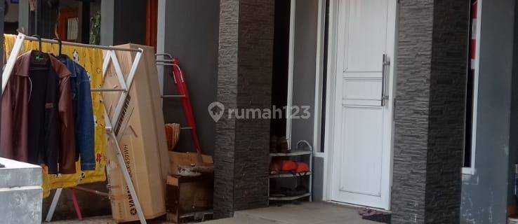 Dijual Rumah di Graha raya Semi Furnished 1