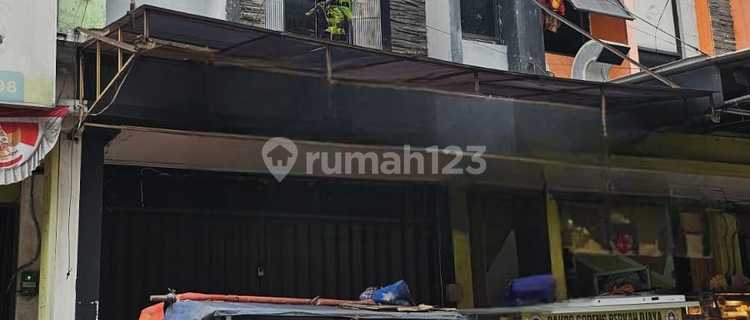 Two-Story 106m² Shophouse with SHM in Villa Bogor Indah, Prime Location 1