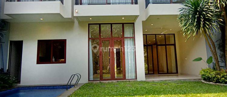 Rumah 2 Lantai Bagus Unfurnished SHM di Kemang Selatan, Jakarta Selatan 1