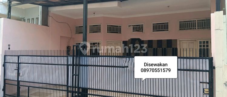 Disewakan Rumah Lebar 7 Siap Huni Dekat Taman di Kelapa Gading Jakut 1
