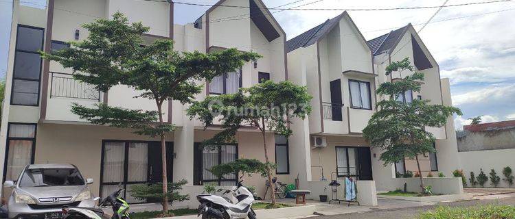 Rumah 2 Lantai Siap Huni Full Furniture di Pondok Benda Pamulang 1