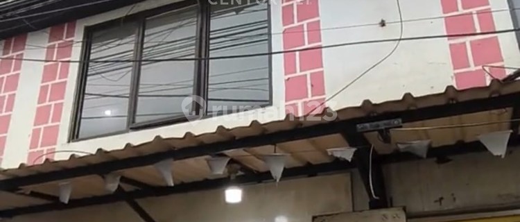 Attached Shop Building on Kandang Roda Street, Bogor City 1