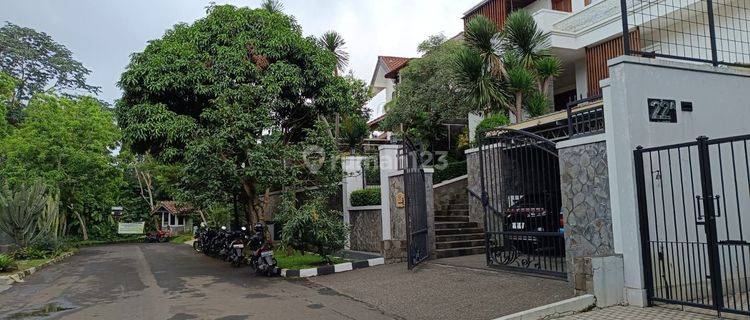 Rumah Mewah Strategis Di Lokasi Elit Viladuta Bogor Timur 1