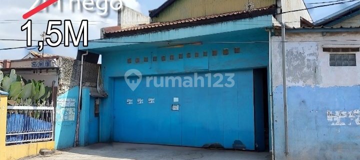 Used Hardware/Material Shop Plus House on Majalaya Cicalengka Main Road, Ngantong. 1