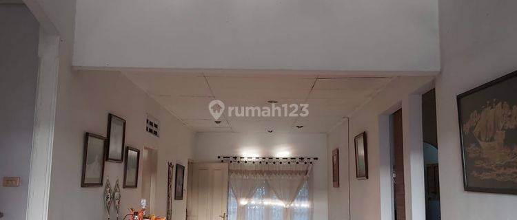 Dijual cepat rumah 2 lantai siap huni dg halaman luas dibelakang di graha bintaro.tangsel 1