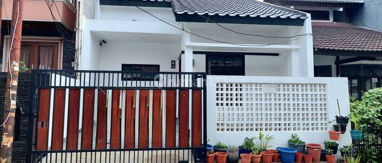 Rumah Sudah Renovasi Like New Puri Indah Siap Huni 1