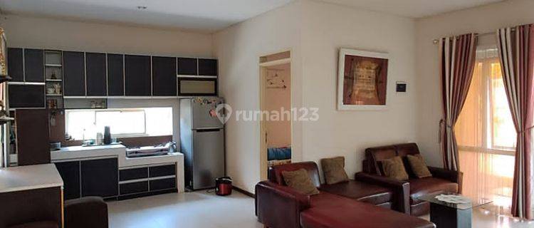 Rumah Disewa Minimalis 2 Lantai di Kota Baru Parahyangan 1