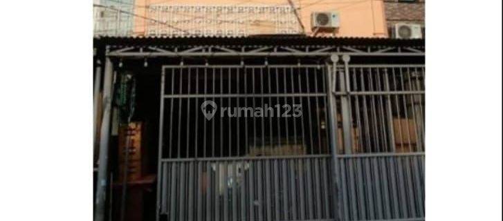 Dijual Ruko Taman Ratu 3 Lantai Bagus 1
