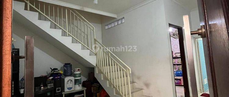 Sewa Rumah Hoek di Daerah Cipondoh Makmur 1