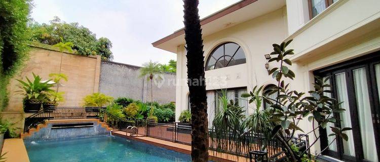 Rumah Mewah di Jl Simpruk Golf Senayan Jakarta Selatan  1