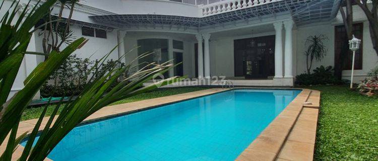 Rumah Bagus di Jl Lembang Menteng Jakarta Pusat  1