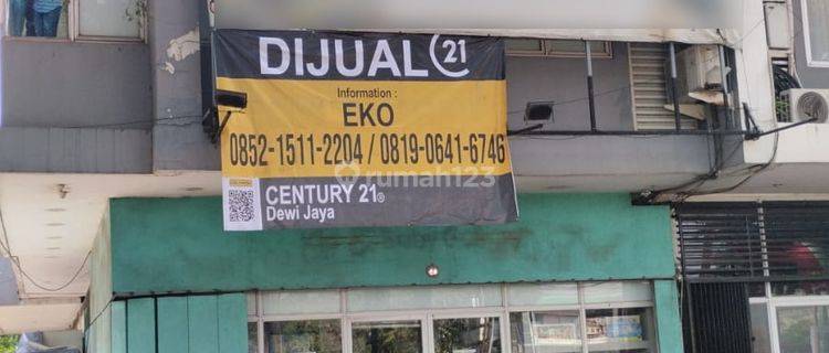 Ruko 3 Lantai Citra Garden BMW Menghadap Jalan Utama