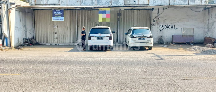 Rumah 2 Lantai Plus Toko Jalan Raya Merak 1