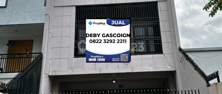 For Sale/Rent Prime Frontage Shop House A. Yani Surabaya 1