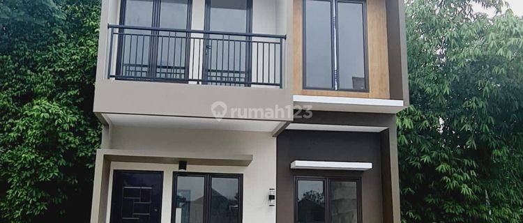 Rumah 2 Lantai Dekat Jakarta Timur 1