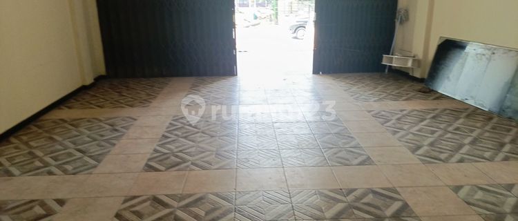 Affordable 2-story shophouse in Pondok Cabe, South Tangerang. Strategic location, suitable for office, furniture business, fashion, cafe, clinic, etc. 1