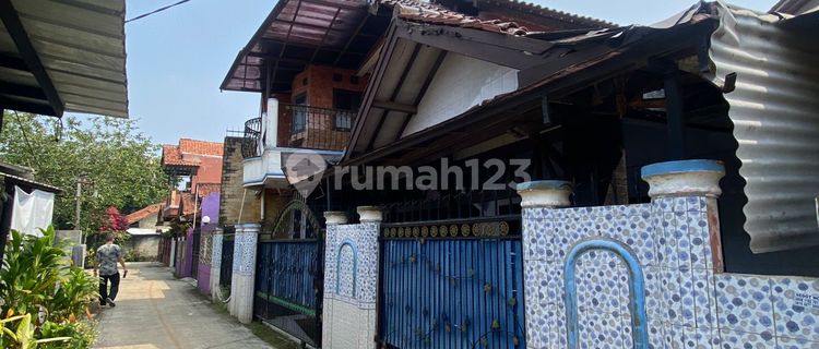 Cheapest 2-Story Luxury House in Perigi, Bedahan Sawangan Depok. With a Large Land Area. 1