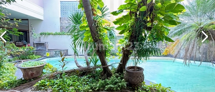 For Sale Fast!! Strategic Location; Near Toll Access, MRT, PI Mall, RSPI, Schools, Etc. *Swimming Pool Available on Jl. Metro Alam, Pondok Indah South Jakarta 1