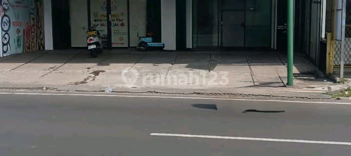 Dijual Ruko Buat Usaha Di Jl. Utama Dr. Cipto Mangun Kusumo  1