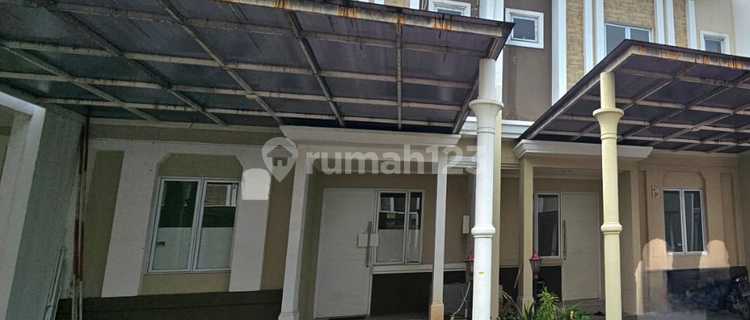 Dijual Rumah Sudah Direnovasi Semi Furnished di Cakung 1