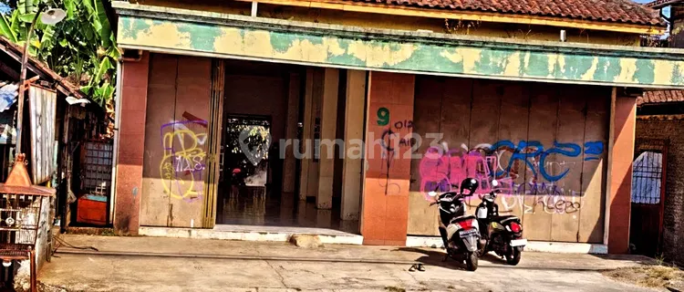 Strategic Shop House by Solo Jogja Main Road 500.0 m² 1