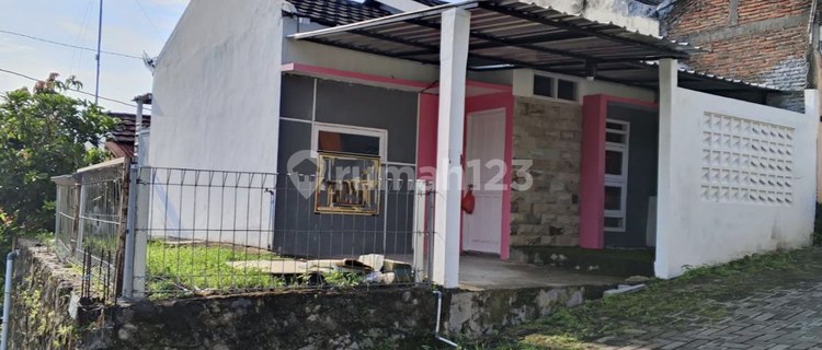 Rumah Murah Bonus Tanah Fasum Di Utara Mojosongo 1