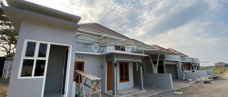 Rumah murah di jetis Sukoharjo kota pinggir jalan raya 1