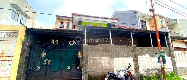 Rumah 2 Lantai strategis di Manahan murah turun harga 1