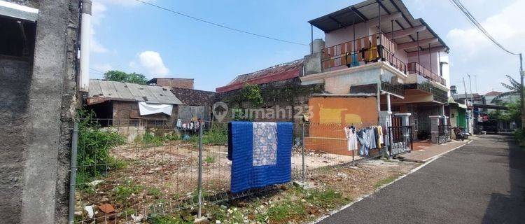 Tanah kavling murah di Kerten 110 m² dekat hotel sunan 1