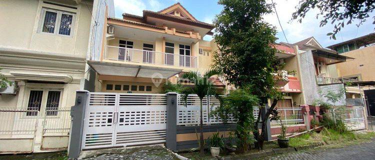 Rumah mewah 2 Lantai di Solo baru kawasan elite 1