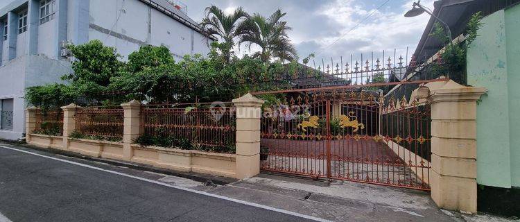 Rumah Mewah 1 Lantai Di Ketelan Dekat Monumen Pers Solo 1