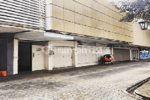 Rumah Toko Plus Shorum Di Pinggir Jalan Slamet Riyadi Surakarta 1