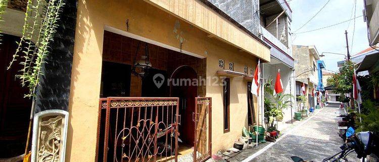 Rumah Murah 2 Lantai Dekat Kampus Stikes Kadipiro Banjarsari Solo 1