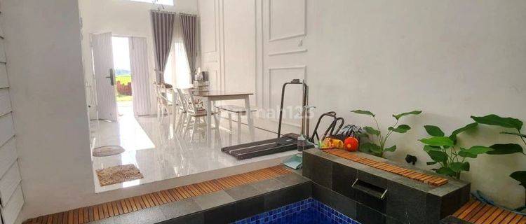 Rumah 2 Lantai Konsep Villa Bonus Kolam Renang Dan Furnish Shm 1