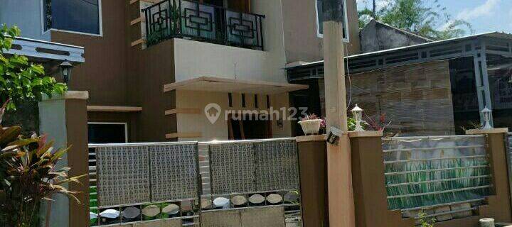 Rumah 2 Lantai Murah Pinggir Jalan Kartika Dekat Kampus Uns 1