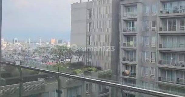 Jual Rugi Apartemen Landmark 3 Bedroom View City  1