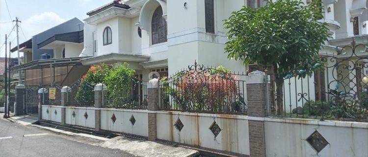 Rumah 2 Lantai Furnished Daerah Turangga 1